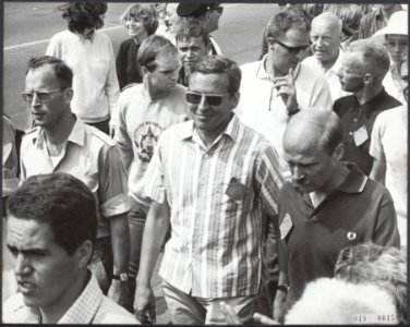 Reeks 018-0010 tm 018-0015 deelname prins Claus aan de Vierdaagse 1967, Bestanddeelnr 018-0015