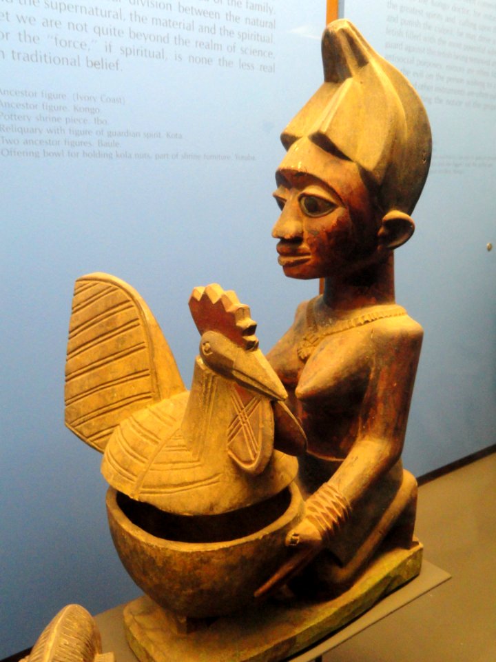 Reliquary with figure of guardian spirit, Kota - African objects in the American Museum of Natural History - DSC05999