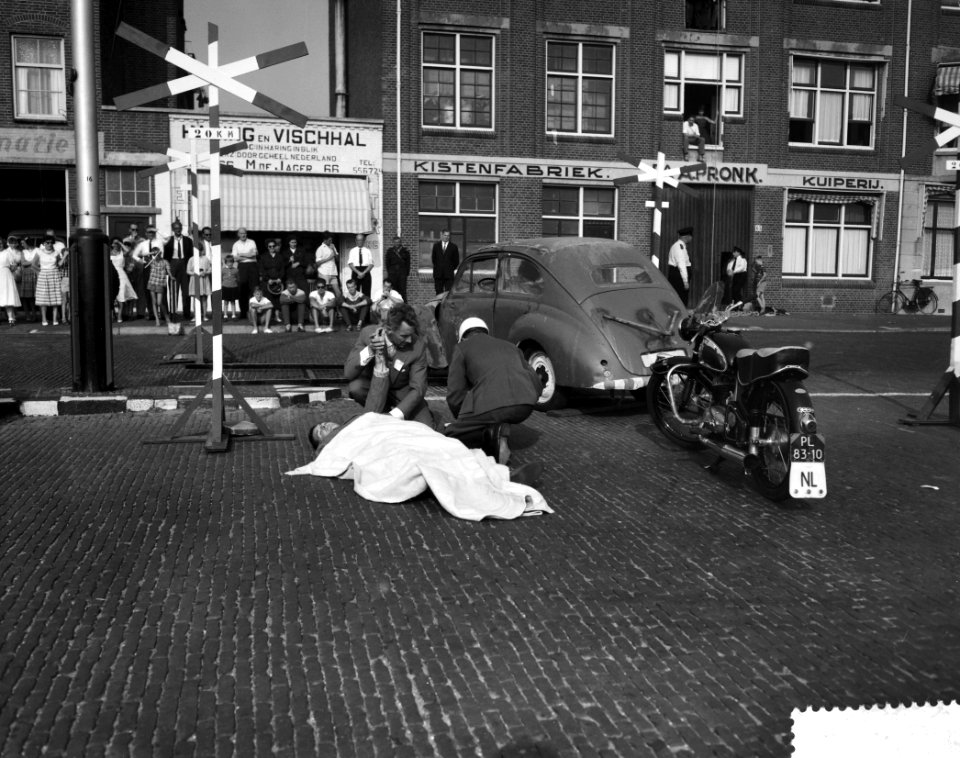 Reddingsdemonstratie in Scheveningen, Bestanddeelnr 910-6689