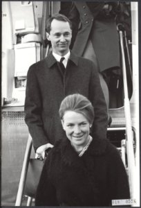 Reeks 018-0578 tm 018-0579 prinses Irene en prins Carel-Hugo komen aan op Schip, Bestanddeelnr 018-0578