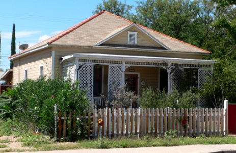 Redfield-Romine house from NE 2