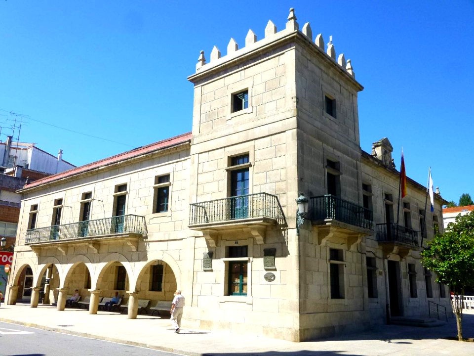 Redondela - Ayuntamiento 2