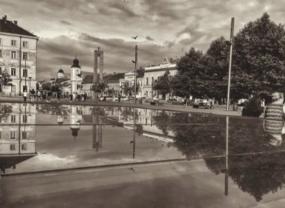 Reflection Of The City (261737331)