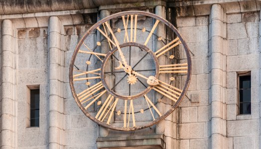 Reloj del Monasterio de San Benito