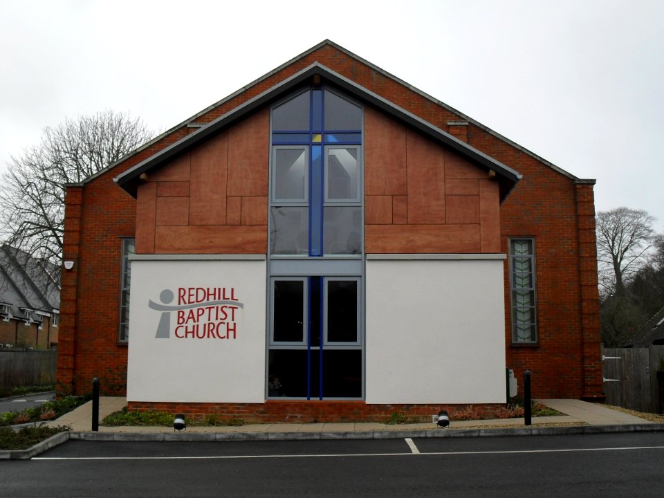 Redhill Baptist Church, Hatchlands Road, Redhill (January 2011)