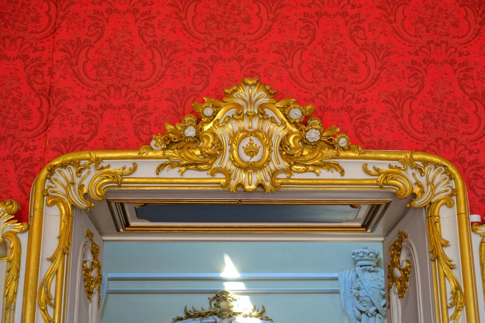 Red room detail - Wrest Park - Bedfordshire, England - DSC08403