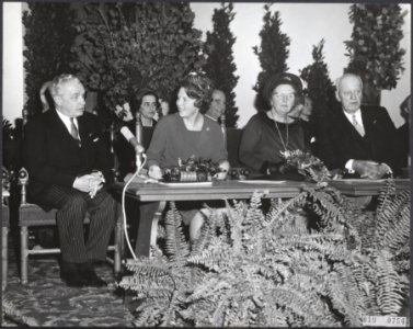 Reeks 019-0754 tm 019-0756. Herdenking 500 jaar Staten-Generaal in de Ridderzaa, Bestanddeelnr 019-0754