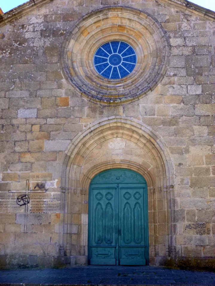 Redondela - Iglesia de Santiago 7