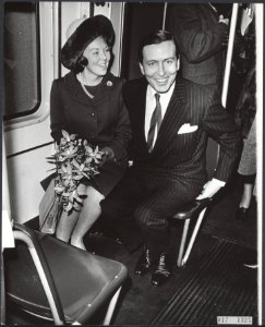 Reeks 017-1335 tm 017-1337 Beatrix en Claus openen de Rotterdamse metrolijn, Bestanddeelnr 017-1335