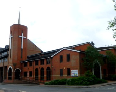 Redhill Methodist Church and Centre, Gloucester Road, Redhill (June 2013) (3)