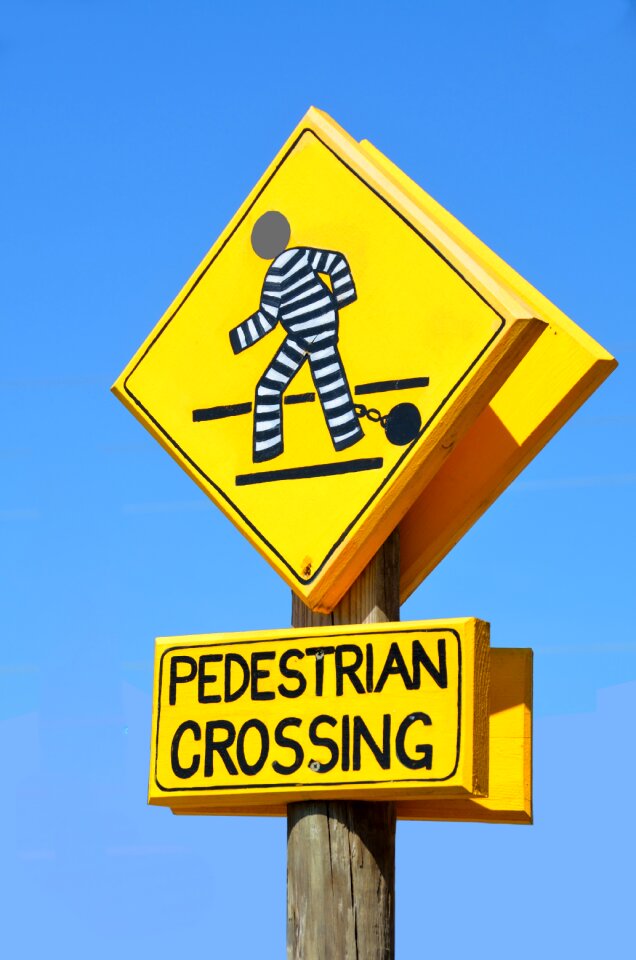 Warning safety road