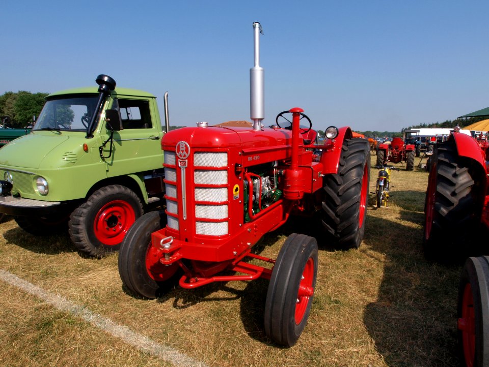Red Bolinder-Munktell BM 470 pic2