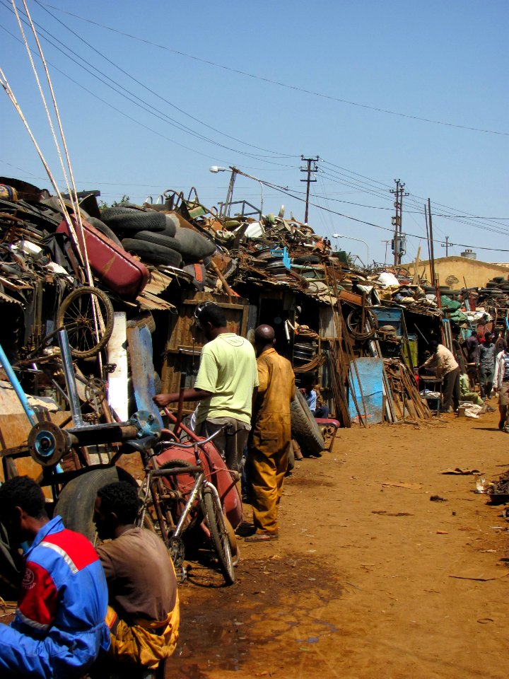 Recycling market 2 photo