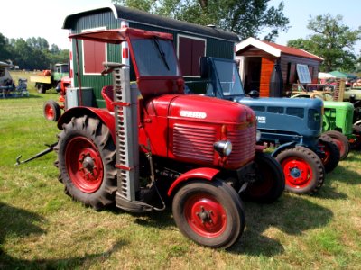 Red Steyr diesel pic3 photo