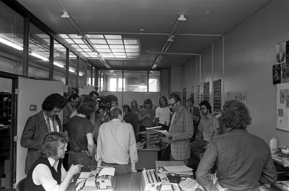 Redactie Haagse Post in staking i.v.m. benoeming nieuwe hoofdredacteur J. Folker, Bestanddeelnr 926-5220