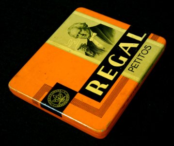 Regal Petitios sigaren blik, foto3