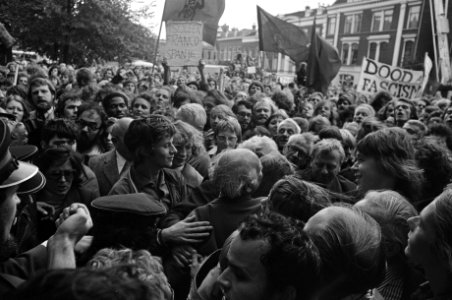 Regering demonstreert tegen doodvonnissen in Spanje in Utrecht overzicht demons, Bestanddeelnr 928-1746