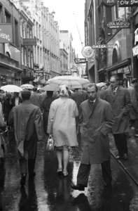 Regen in Amsterdam, Bestanddeelnr 912-8545
