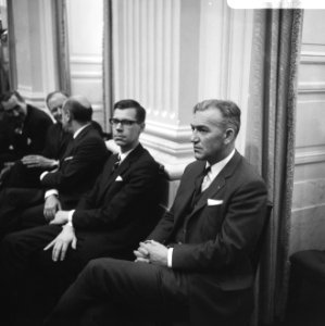 Regeringsverklaring door Minister President De Jong in Tweede Kamer , staatssecr, Bestanddeelnr 920-2416