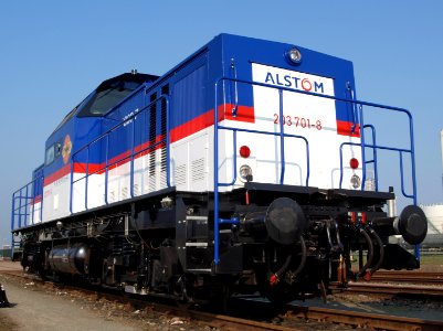 Reel Feeding Alstom 203 701-8 Diesel loc at Port of Rotterdam p3 03April2009