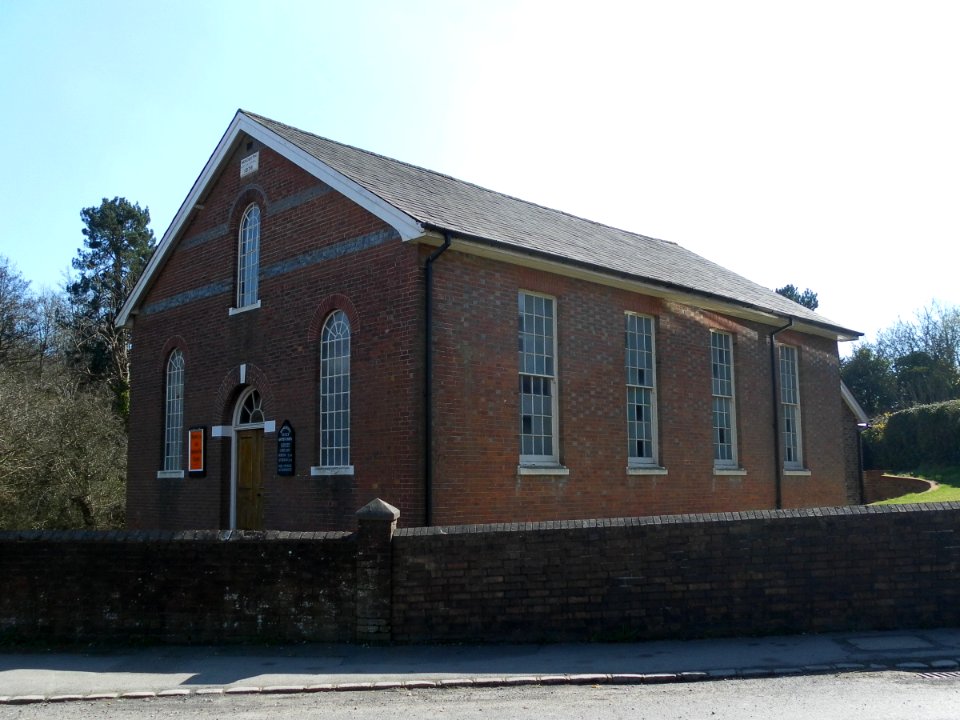 Rehoboth Strict Baptist Chapel, Walshes Road, Jarvis Brook, Crowborough (March 2011) (2)