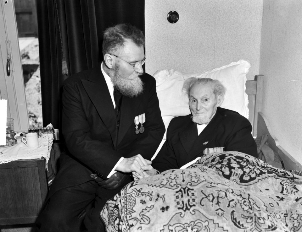 Redder Janus kuiper 95 jaar, Bestanddeelnr 904-5654