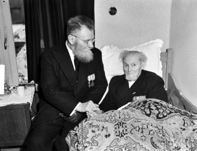 Redder Janus kuiper 95 jaar, Bestanddeelnr 904-5654