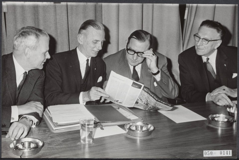 Reeks 050-0141 tm 050-0142. Loonoverleg 1965, Bestanddeelnr 050-0141