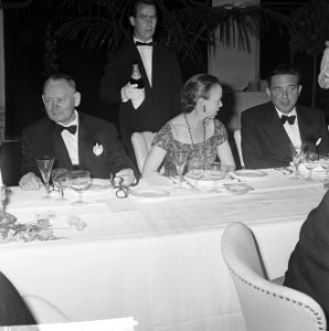 Regeringsdiner voor NATO conferentie in het Kurhaus te Scheveningen, Stikker en , Bestanddeelnr 916-4322