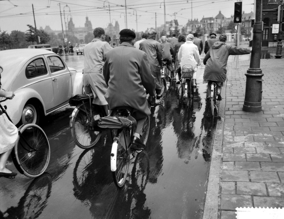 Regenfotos in Amsterdam, Bestanddeelnr 910-5530