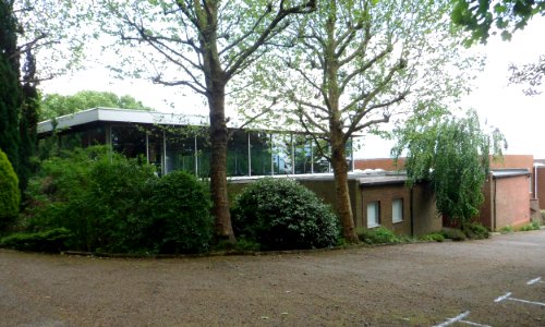 Reigate Park Church (URC), Park Lane East, South Park, Reigate (June 2013) (2)