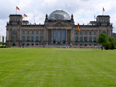 Reichstag building from west in june 2019 09