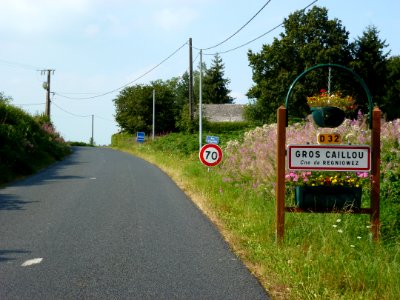 Regniowez (Ardennes) City limit sign Gros Caillou