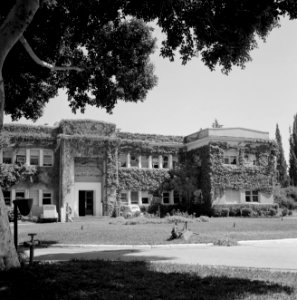 Rehovot. Weizmann Institute ingang van het Daniel Sieff research instituut. Met, Bestanddeelnr 255-3890