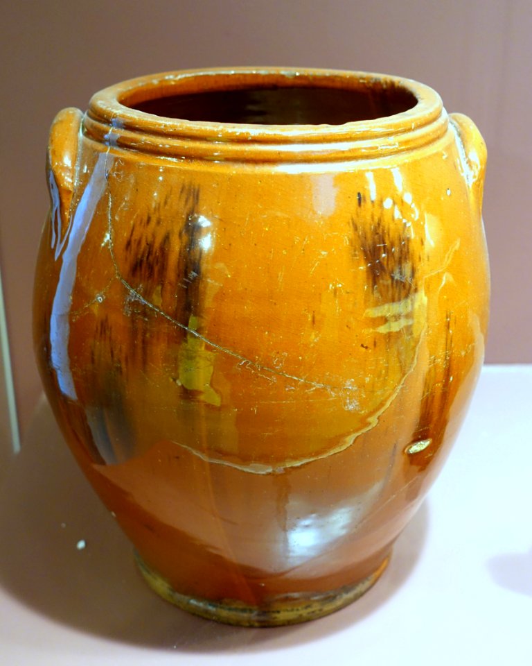 Redware jar, John Norton Pottery, c. 1800 - Bennington Museum - Bennington, VT - DSC08944