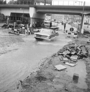 Regenval in Rotterdam, Bestanddeelnr 911-4919