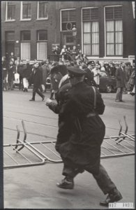 Reeks 017-1030 tm 017-1031 rellen rond huwelijk Beatrix, Bestanddeelnr 017-1031