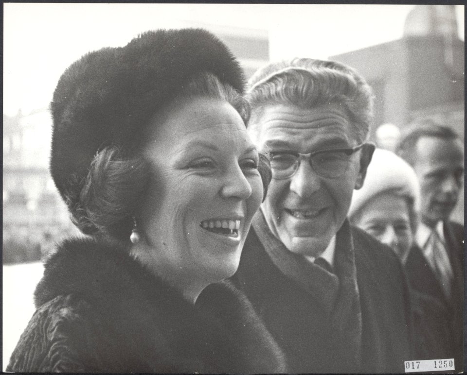 Reeks 017-1250 tm 017-1251 Beatrix en Claus bij heropening van gerestaureerde , Bestanddeelnr 017-1250