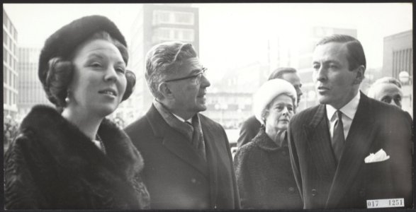 Reeks 017-1250 tm 017-1251 Beatrix en Claus bij heropening van gerestaureerde , Bestanddeelnr 017-1251