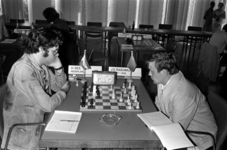 Ree (l) tegen Rasuwajew (Sovjet Unie), Bestanddeelnr 928-0410