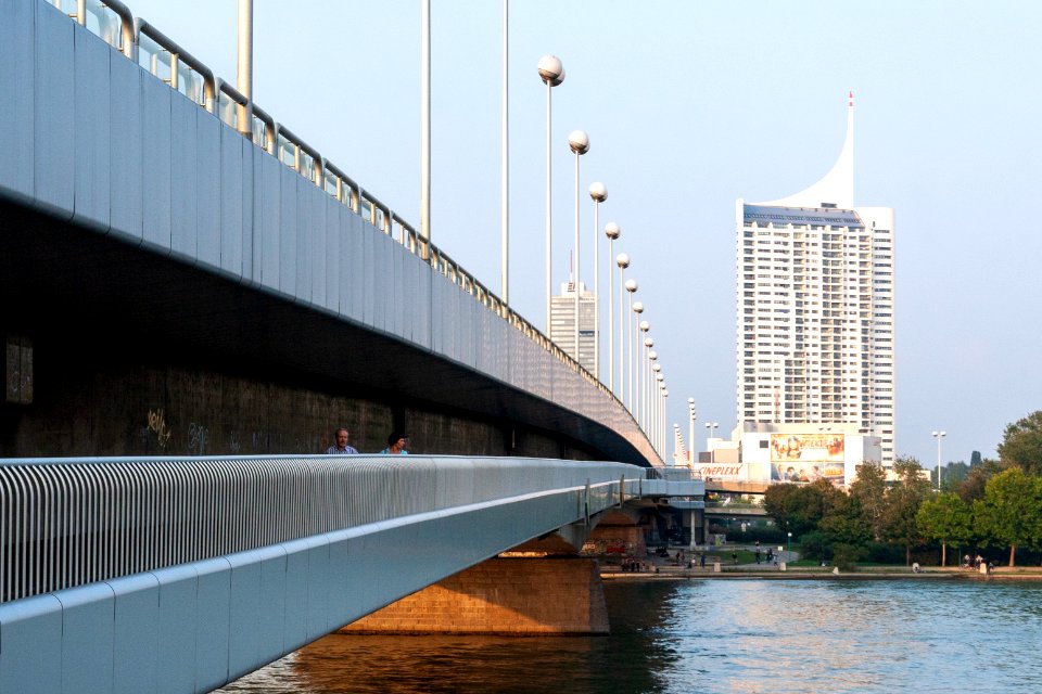 Reichsbrücke Wien 3