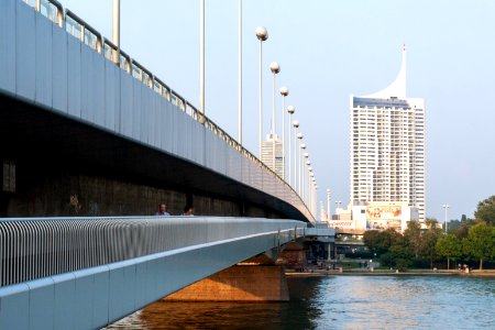 Reichsbrücke Wien 3