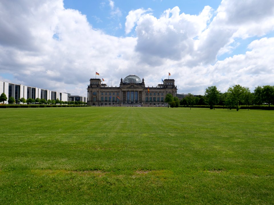 Reichstag building from west in june 2019 06