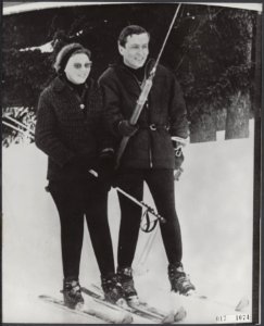 Reeks 017-1073 tm 017-1074 Beatrix en Claus skieen in Gstaad, Bestanddeelnr 017-1074