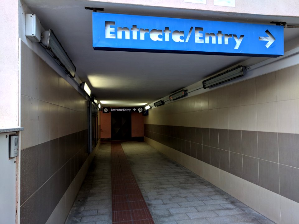 Reggio Calabria - stazione Aeroporto - sottopassaggio