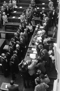 Regeringsverklaring van nieuwe kabinet in Tweede Kamer , nr 12, 13 installatie…, Bestanddeelnr 924-7870