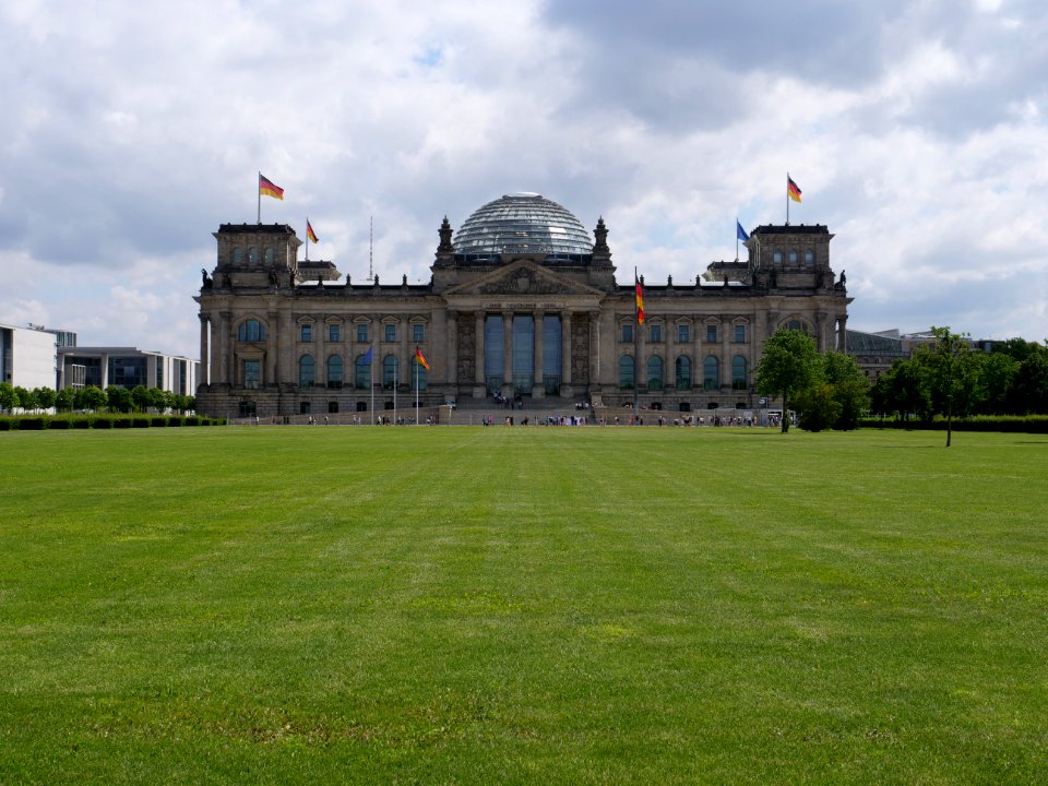 Reichstag building from west in june 2019 07
