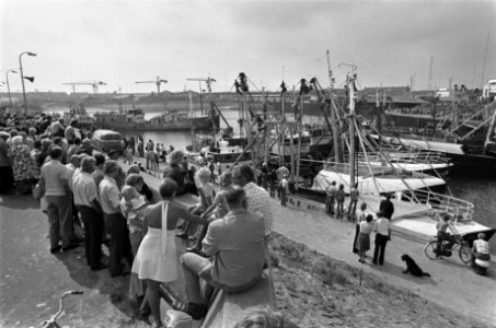 Publieke belangstelling bij de blokkade van de schepem, Bestanddeelnr 928-0941