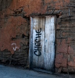 Puerta de Casa Colonial en Calle Nueva, Agua de Vaca, San Juan