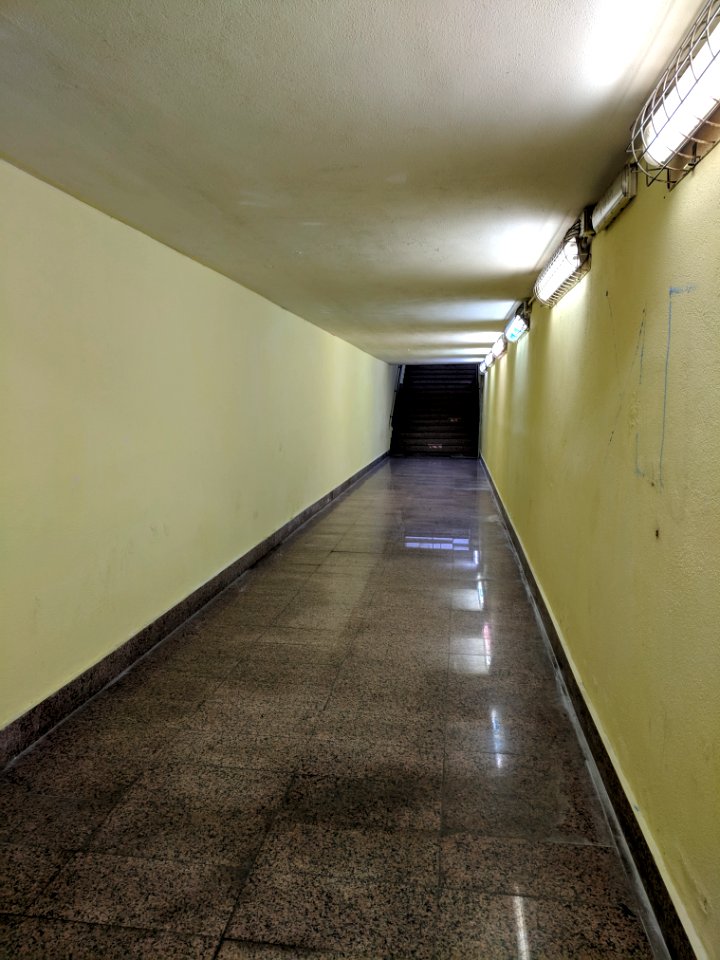 Reggio Calabria - stazione OMECA - sottopassaggio
